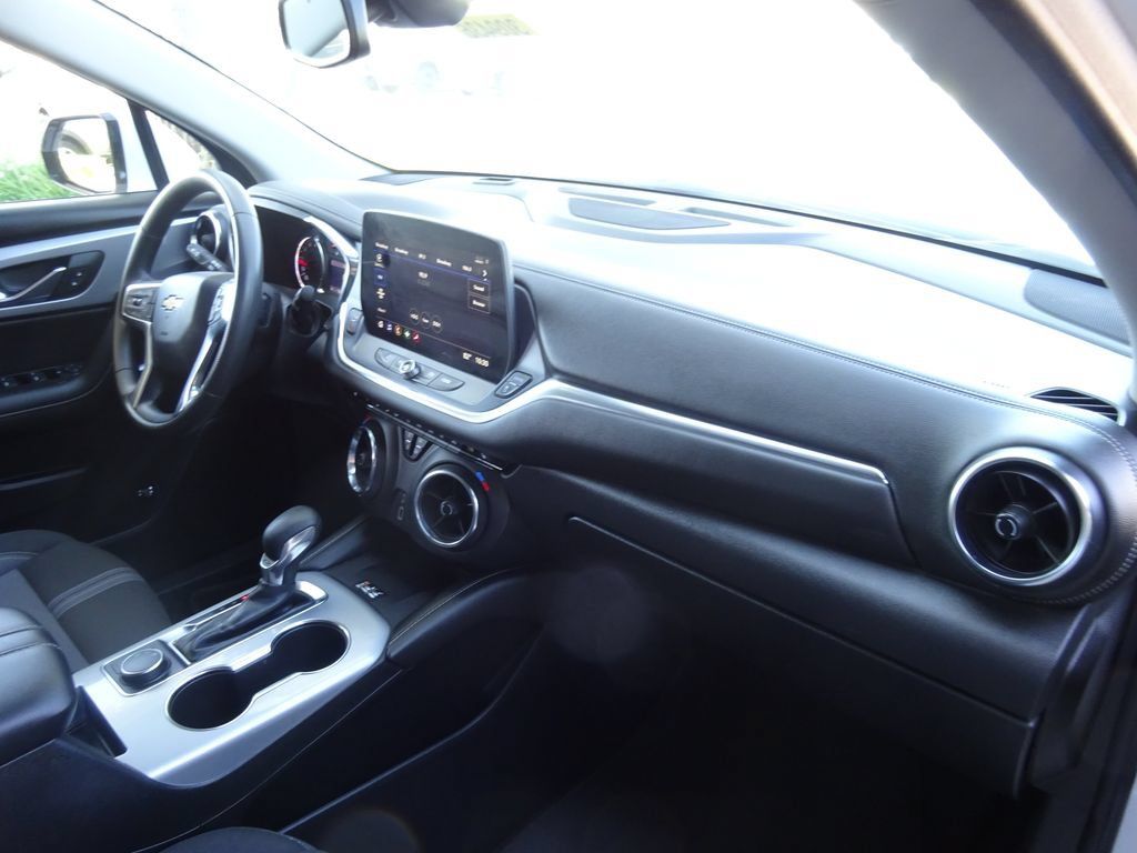 Certified 2023 Chevrolet Blazer LT w/ Convenience Package FWD image 14