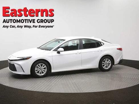 Used 2025 Toyota Camry LE FWD image 58