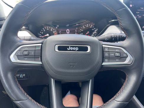 Used 2022 Jeep Compass Limited AWD/4WD image 14