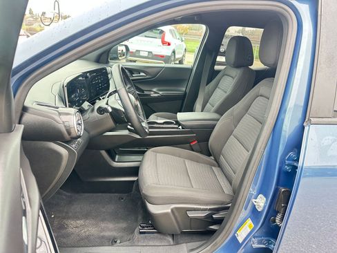 Used 2025 Chevrolet Equinox LT image 27