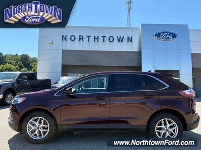 Used 2024 Ford Edge SEL w/ Convenience Package