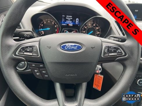 Used 2019 Ford Escape S image 17