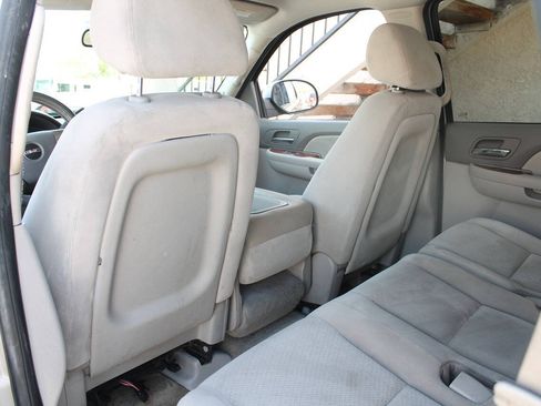 Used 2007 GMC Yukon SLE RWD image 22