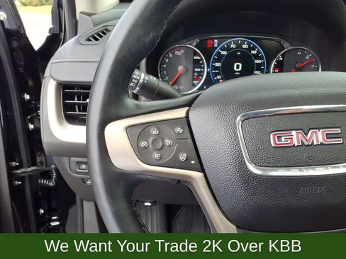 Used 2024 GMC Terrain Denali w/ Black Diamond Edition image 18
