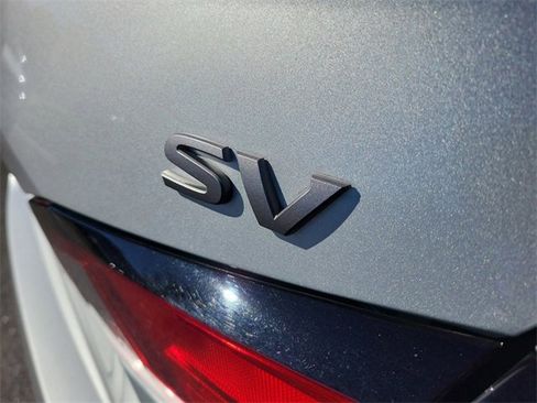 Used 2024 Nissan Altima 2.5 SV image 9