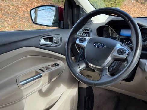 Used 2013 Ford Escape SEL image 12