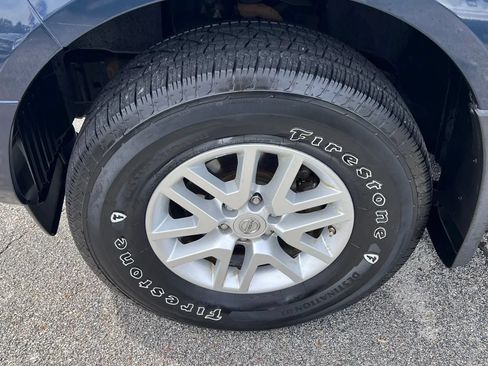 Used 2019 Nissan Frontier SV w/ Value Truck Package AWD/4WD image 12