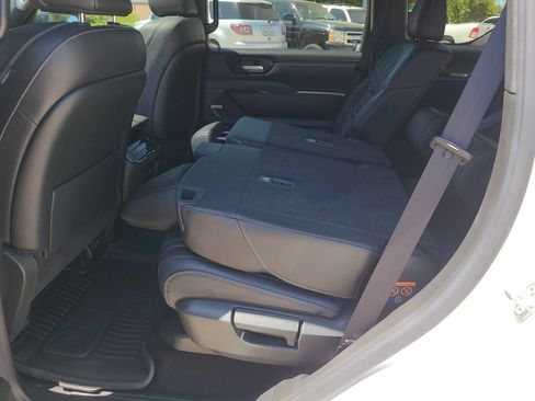 Certified 2025 Nissan Armada PRO-4X w/ Pro-4X Premium Package AWD/4WD image 9