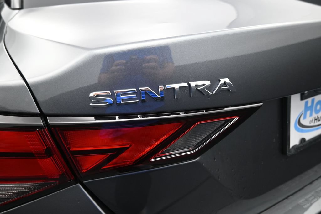 Used 2025 Nissan Sentra SV FWD image 15