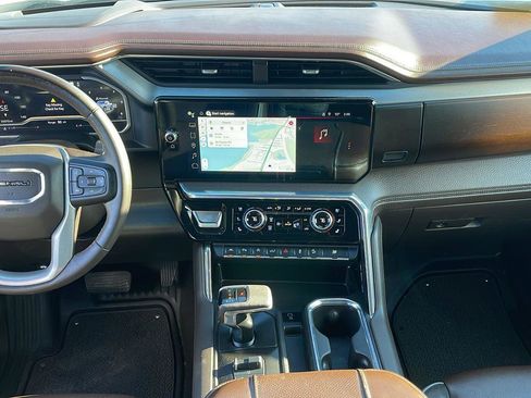 Used 2023 GMC Sierra 1500 Denali w/ Technology Package image 28