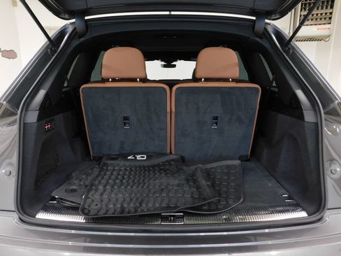 Used 2021 Audi Q7 3.0T Premium Plus w/ Premium Plus Package AWD/4WD image 76