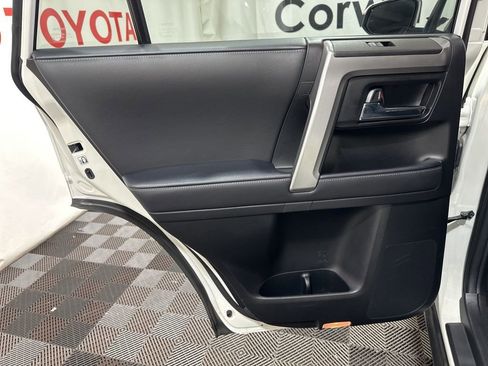 Used 2023 Toyota 4Runner SR5 AWD/4WD image 19