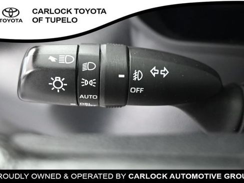 Used 2023 Toyota Sequoia Limited w/ Tow Technology Package AWD/4WD image 18