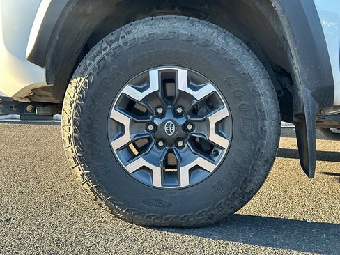 Certified 2023 Toyota Tacoma TRD Off-Road w/ Black Out Package (TMS) image 7