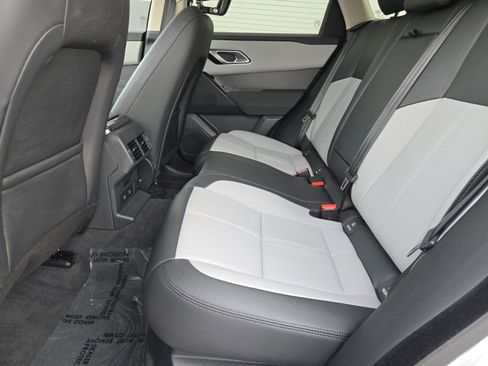 Used 2025 Land Rover Range Rover Velar Dynamic SE image 13