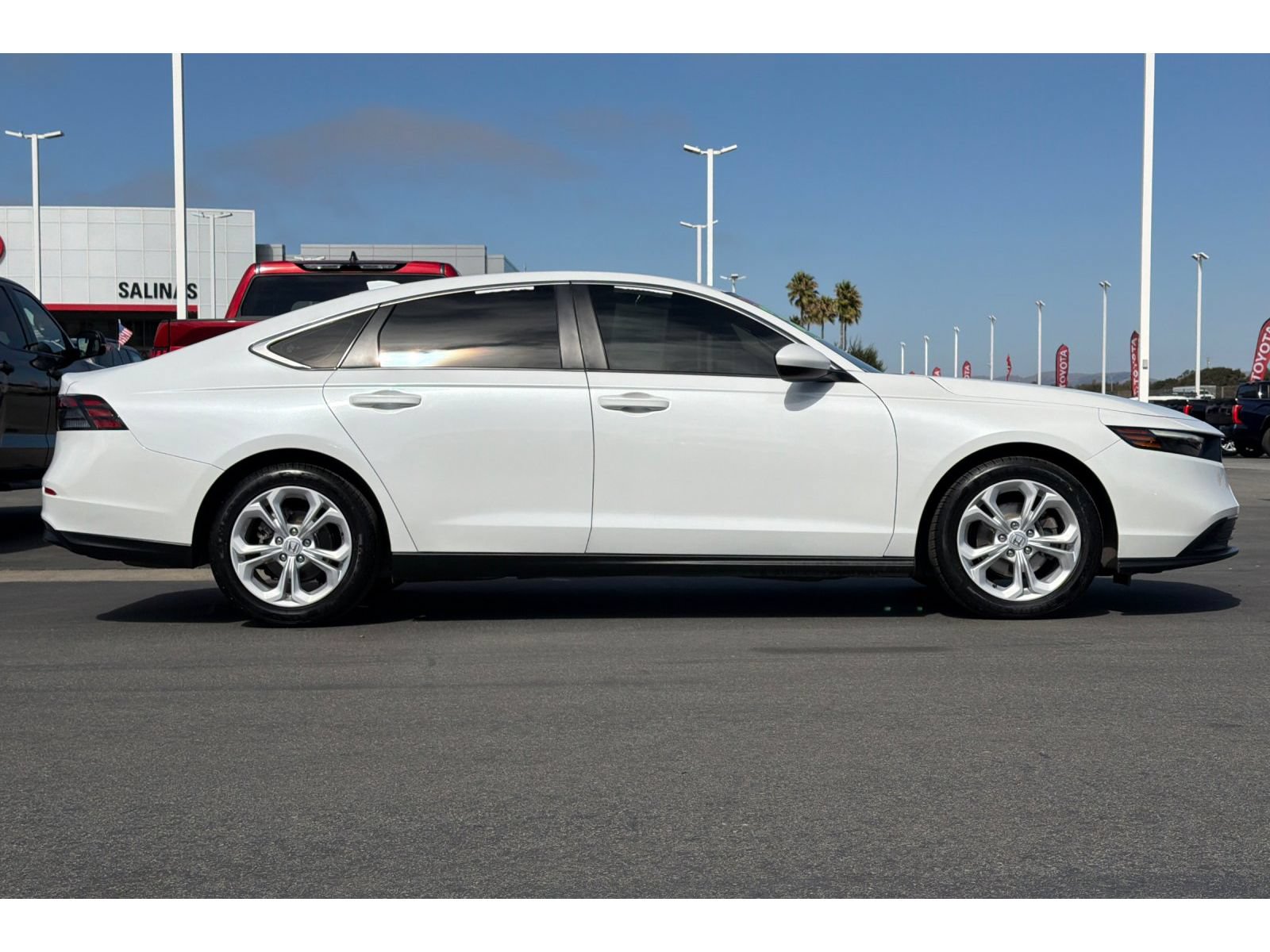Used 2023 Honda Accord LX image 3