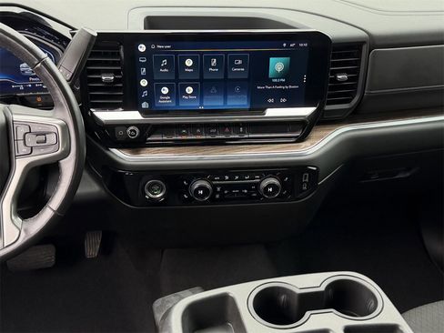 Certified 2022 Chevrolet Silverado 1500 LT image 17