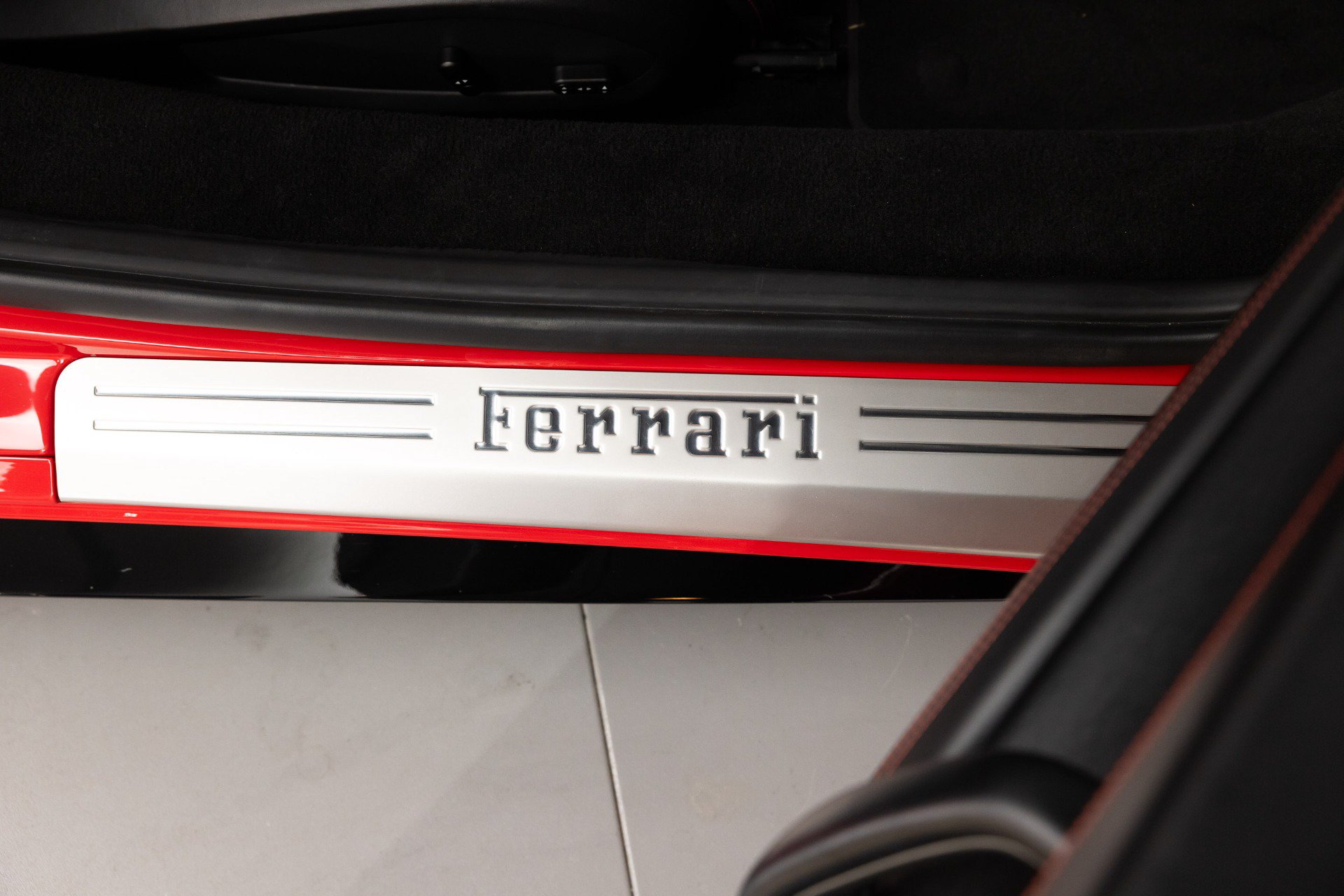 Certified 2014 Ferrari 458 Spider RWD image 88