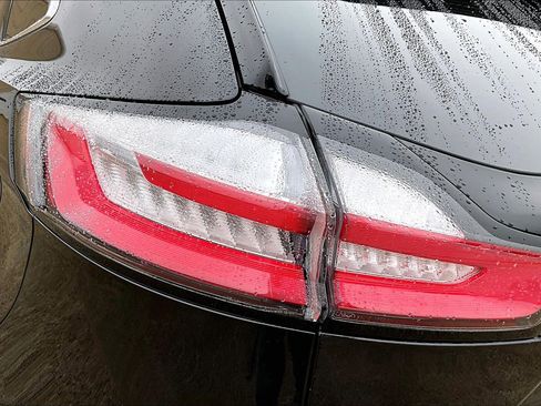 Used 2024 Ford Edge SEL w/ Convenience Package image 28