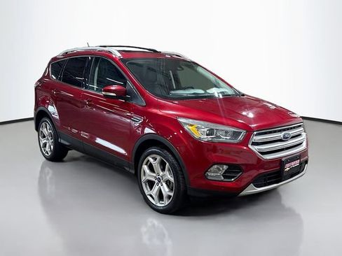 Used 2018 Ford Escape Titanium w/ Ford Safe & Smart Package AWD/4WD image 3