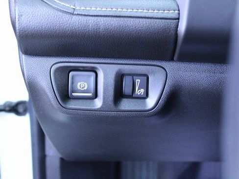 Used 2018 GMC Acadia SLT image 18