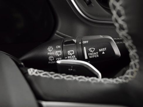 Certified 2022 Jeep Grand Cherokee Laredo w/ Luxury Tech Group I image 27