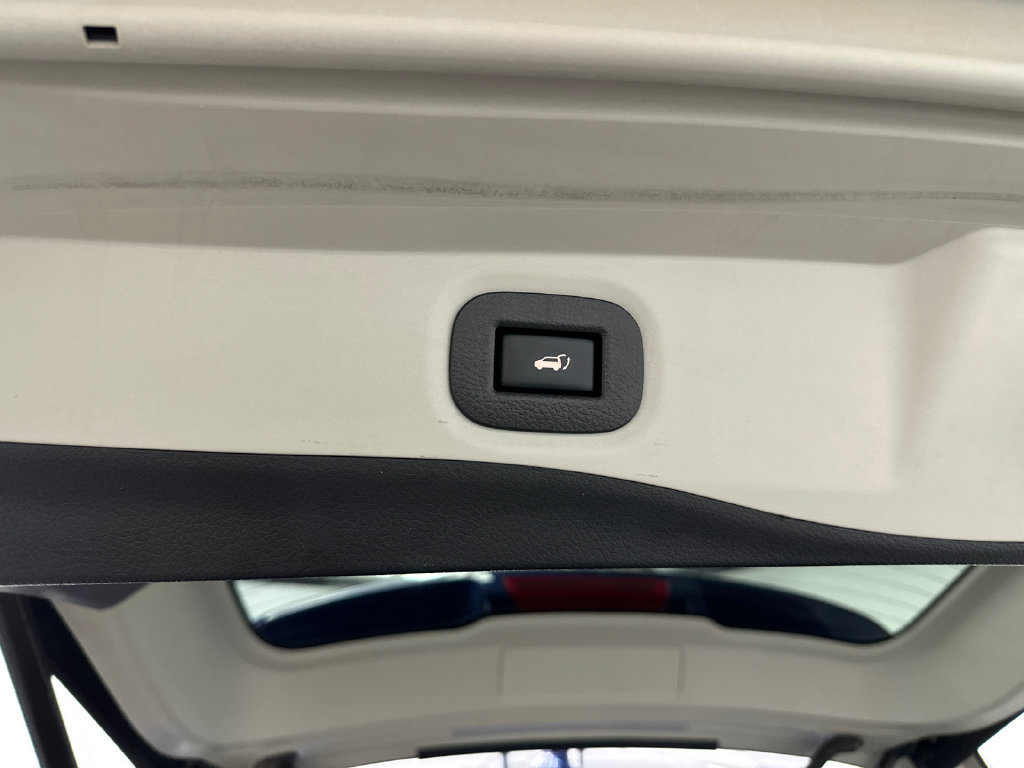 Used 2020 Nissan Rogue SL w/ Premium Package AWD/4WD image 21