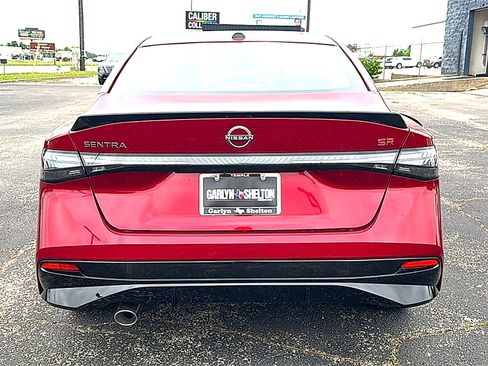 New 2026 Nissan Sentra SR w/ Floor Mat Package FWD image 7
