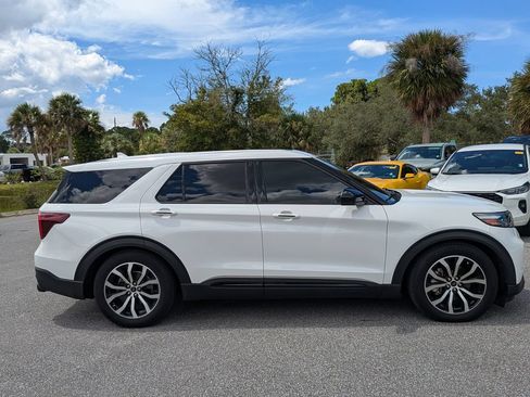 Used 2022 Ford Explorer ST AWD/4WD image 9