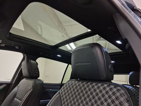 New 2026 GMC Acadia Denali image 19