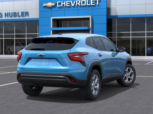 New 2026 Chevrolet Trax LS w/ LS Convenience Package FWD image 47