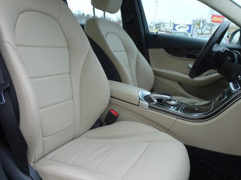 Used 2016 Mercedes-Benz C 300 Sedan image 14