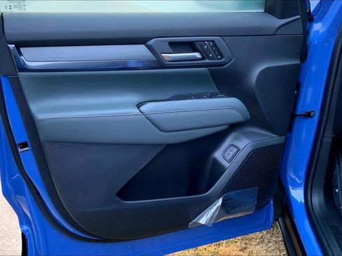 New 2026 GMC Terrain AT4 w/ Convenience Package III image 10