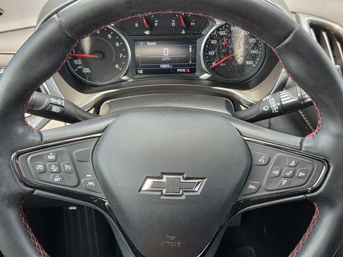 Used 2023 Chevrolet Equinox RS FWD image 20