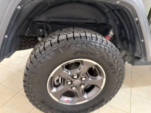 Used 2022 Jeep Gladiator Rubicon w/ Cold Weather Group AWD/4WD image 31