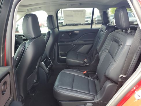 New 2026 Lincoln Aviator Reserve AWD/4WD image 22