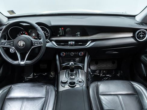 Used 2018 Alfa Romeo Stelvio Ti AWD/4WD image 20