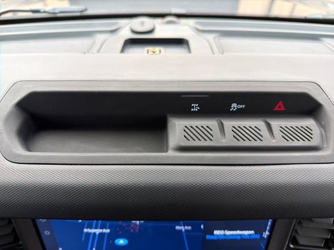 Used 2025 Ford Bronco Big Bend image 35