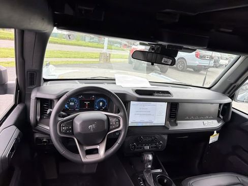 New 2025 Ford Bronco Big Bend AWD/4WD image 13