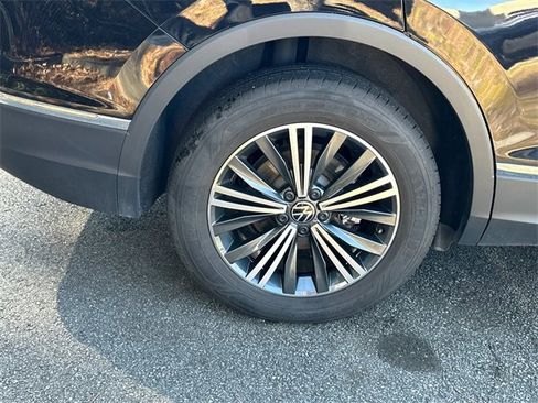 Certified 2024 Volkswagen Tiguan Wolfsburg Edition image 32