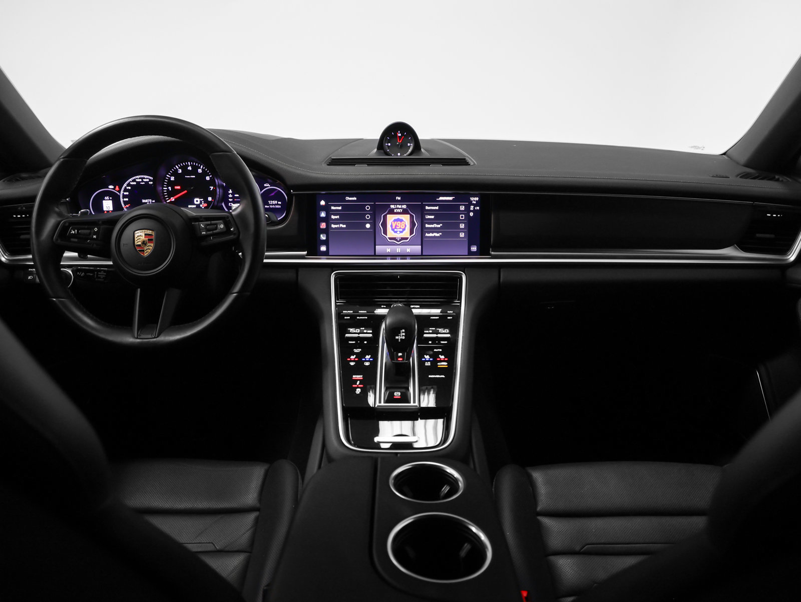 Certified 2023 Porsche Panamera 4 Platinum Edition AWD/4WD image 28