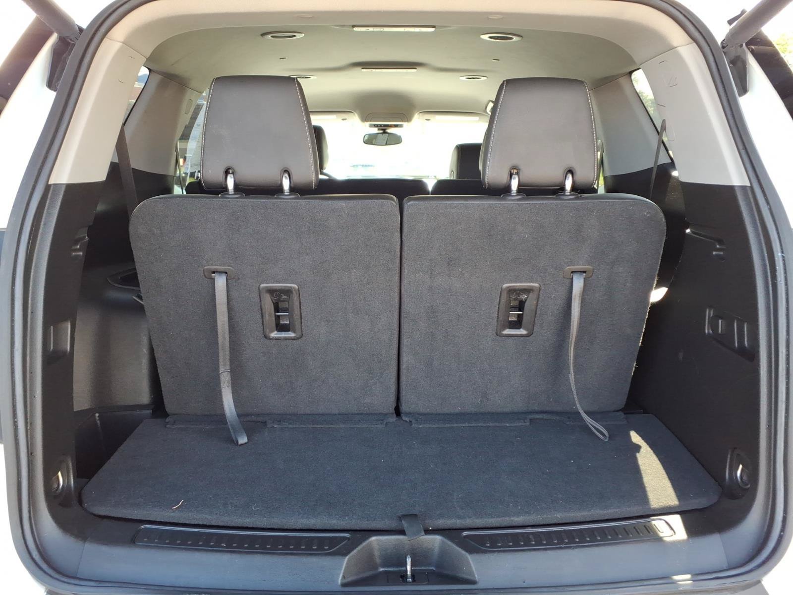 Used 2023 GMC Acadia SLT FWD image 29