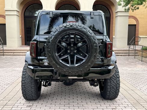 Used 2025 Ford Bronco Outer Banks image 8