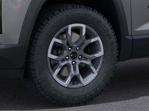 New 2026 Chevrolet Equinox ACTIV w/ Convenience Package III FWD image 9