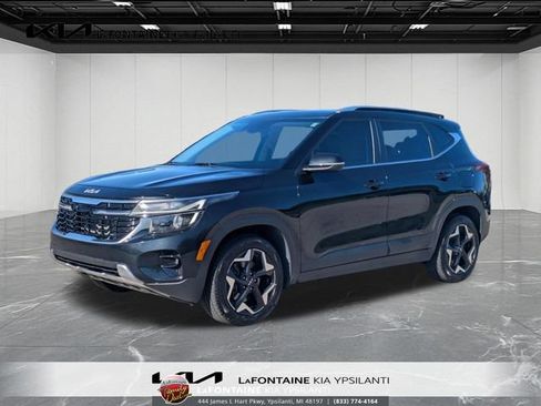 Used 2024 Kia Seltos EX AWD/4WD image 1