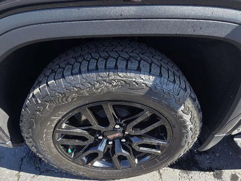 Used 2022 GMC Sierra 1500 Elevation AWD/4WD image 12