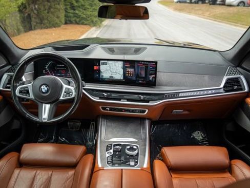 Used 2023 BMW X7 xDrive40i w/ Executive Package AWD/4WD image 29