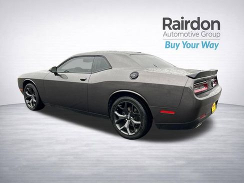 Used 2020 Dodge Challenger SXT w/ Blacktop Package RWD image 5