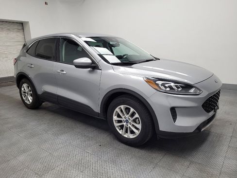 Used 2021 Ford Escape SE FWD image 11