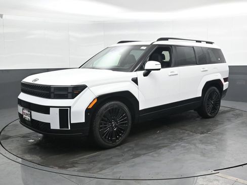 Used 2025 Hyundai Santa Fe Calligraphy image 9